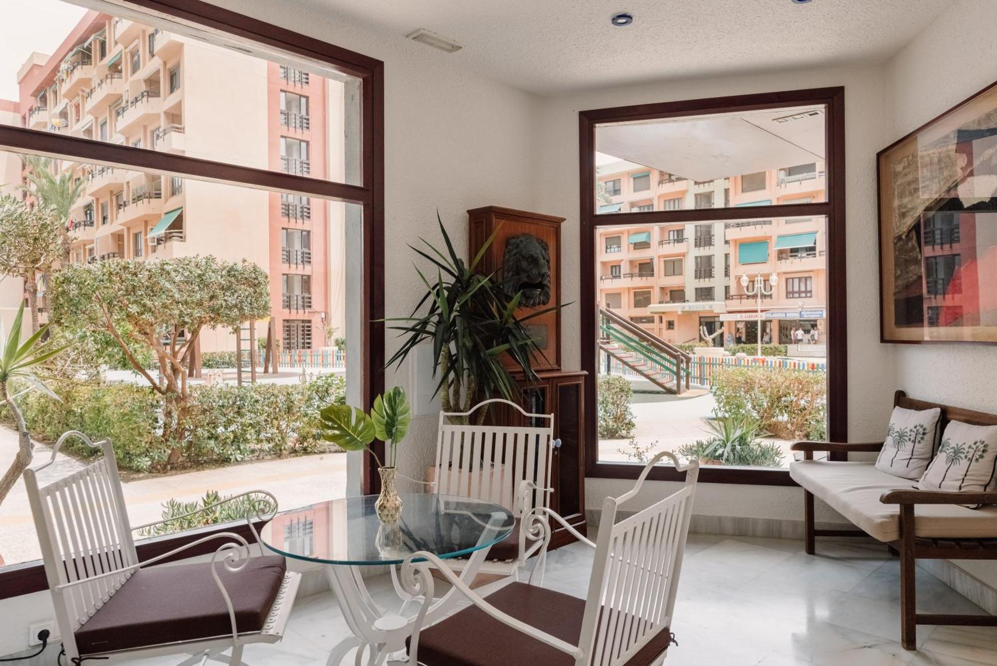Hotel Apartamentos Londres La Manga Exteriör bild