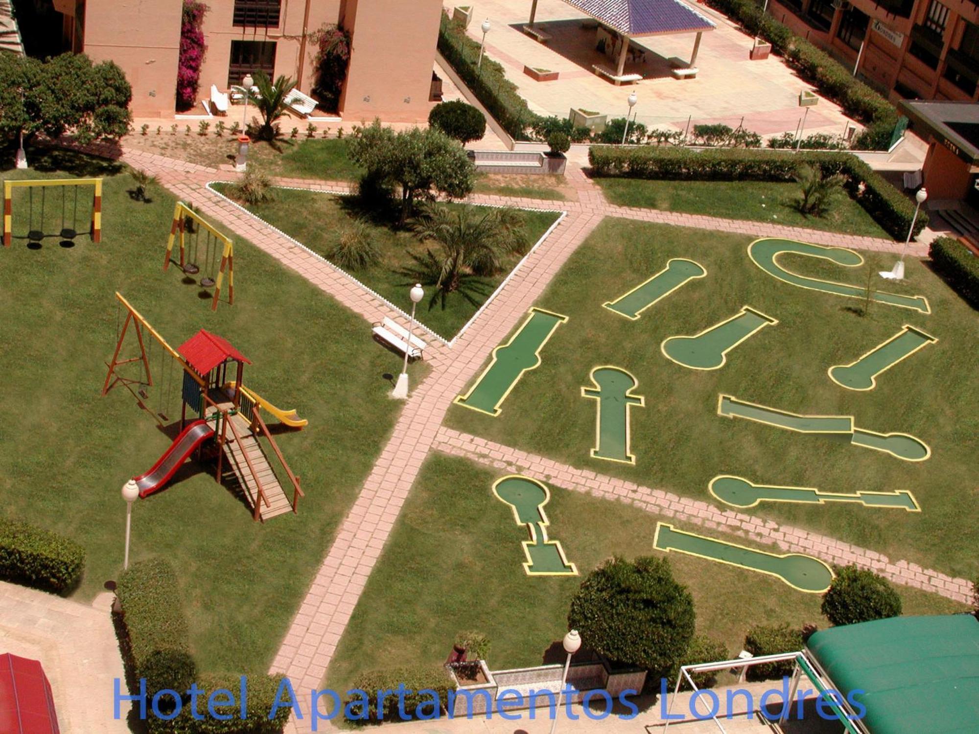 Hotel Apartamentos Londres La Manga Exteriör bild