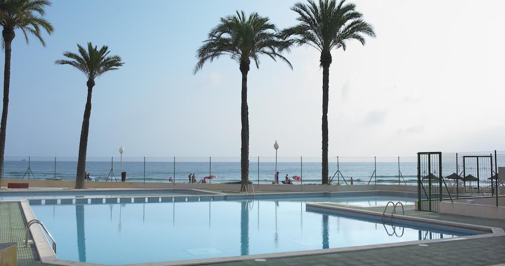 Hotel Apartamentos Londres La Manga Exteriör bild